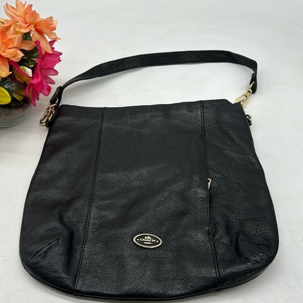 Coach Pebble Leather Shoulder Bag Large CP5163A